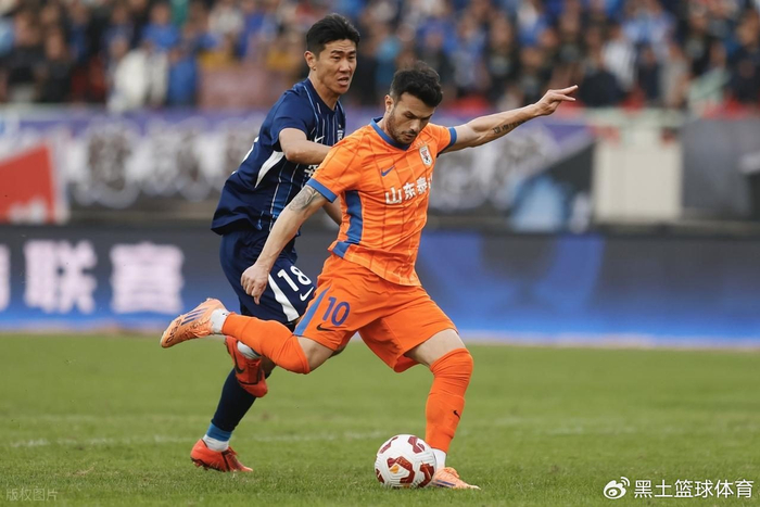 kaiyun-官宣！泰山与瓦科完成续约，回归海口冬训，2026争冠底气更足了|泰山队|山东泰山|中超|克雷桑|泽卡_新浪体育_新浪新闻