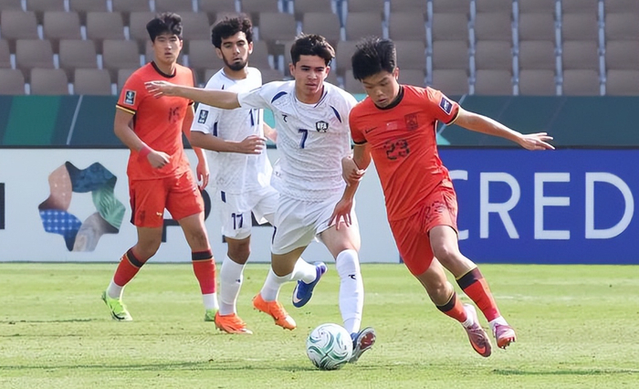 kaiyun-2-0!1-0!恭喜中国队,4胜亚洲冠军,历史首次,冲进世界杯稳了|国足|乌兹别克斯坦队|热身赛|男足|乌兹别克斯坦_新浪体育_新浪新闻