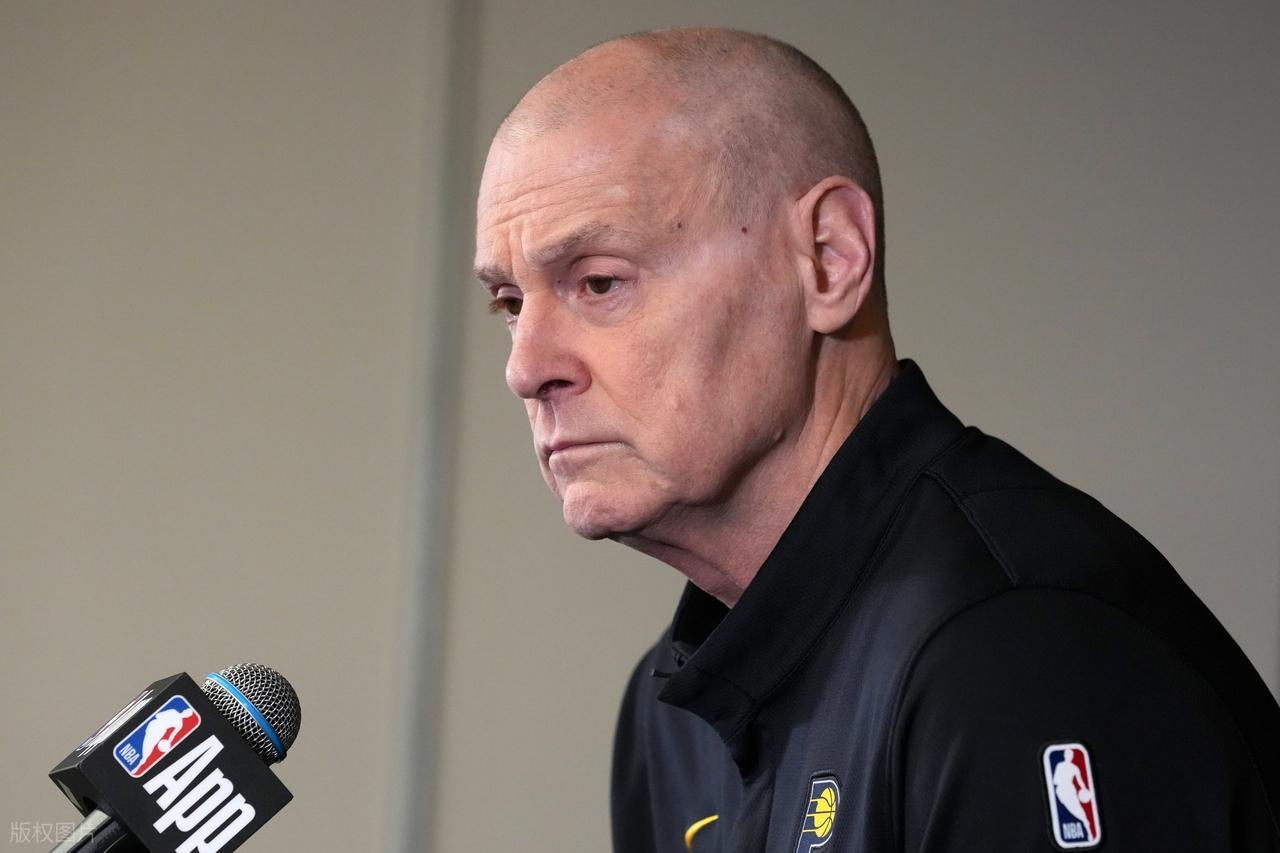 开云登录-快船23分大胜步行者,伦纳德3节创队史第二神迹!2换5交易赚疯了