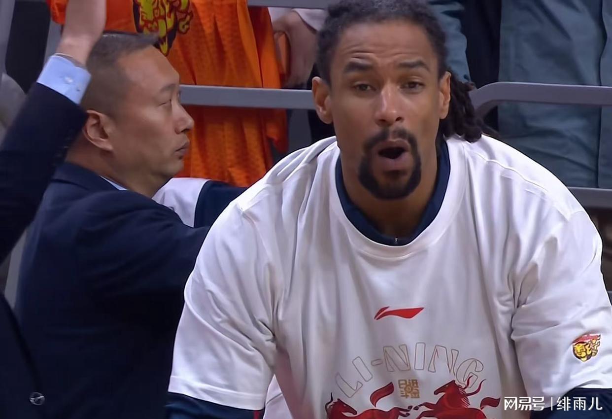 开云登录-广东本赛季离队第一人？萨林杰坑惨杜锋，奎因确认留下！