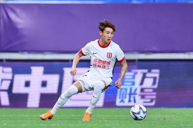 共赴热爱，为城而战！中超新赛季战火点燃，精彩看点不容错过